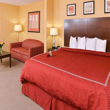 סטרטפורד Quality Suites מראה חיצוני תמונה
