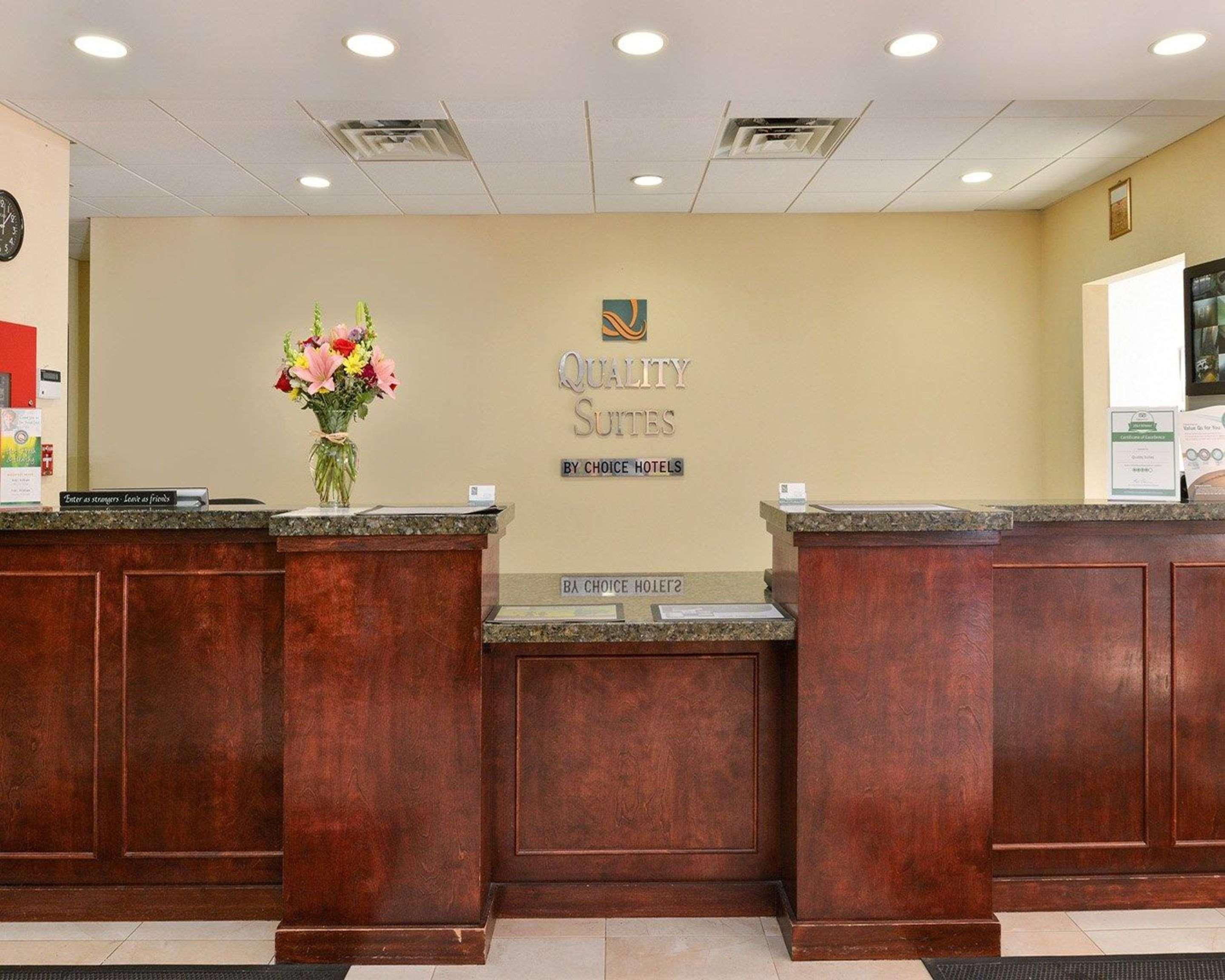 סטרטפורד Quality Suites מראה חיצוני תמונה