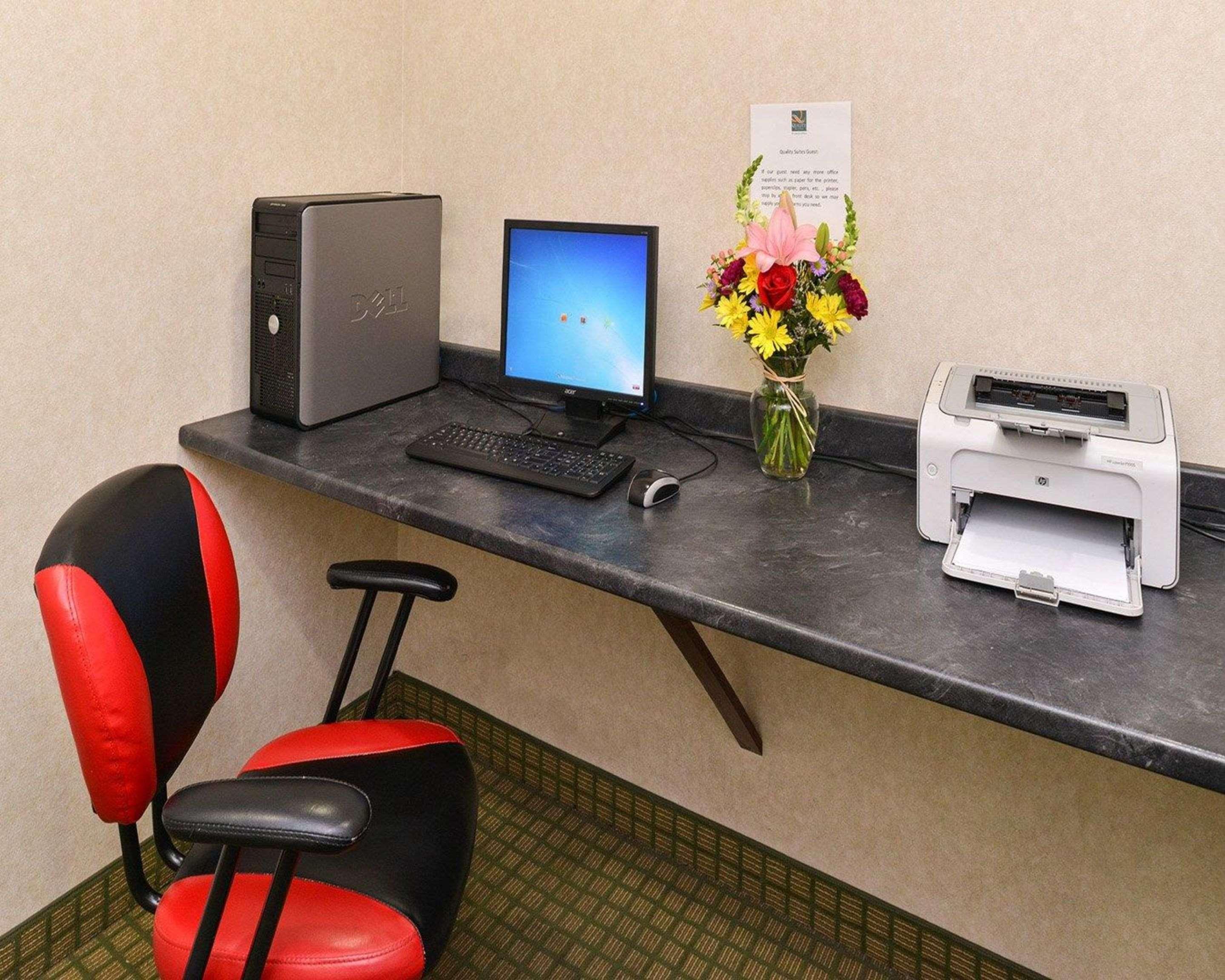 סטרטפורד Quality Suites מראה חיצוני תמונה
