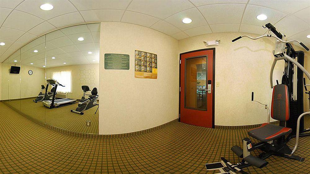 סטרטפורד Quality Suites מראה חיצוני תמונה