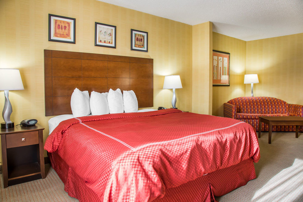 סטרטפורד Quality Suites מראה חיצוני תמונה